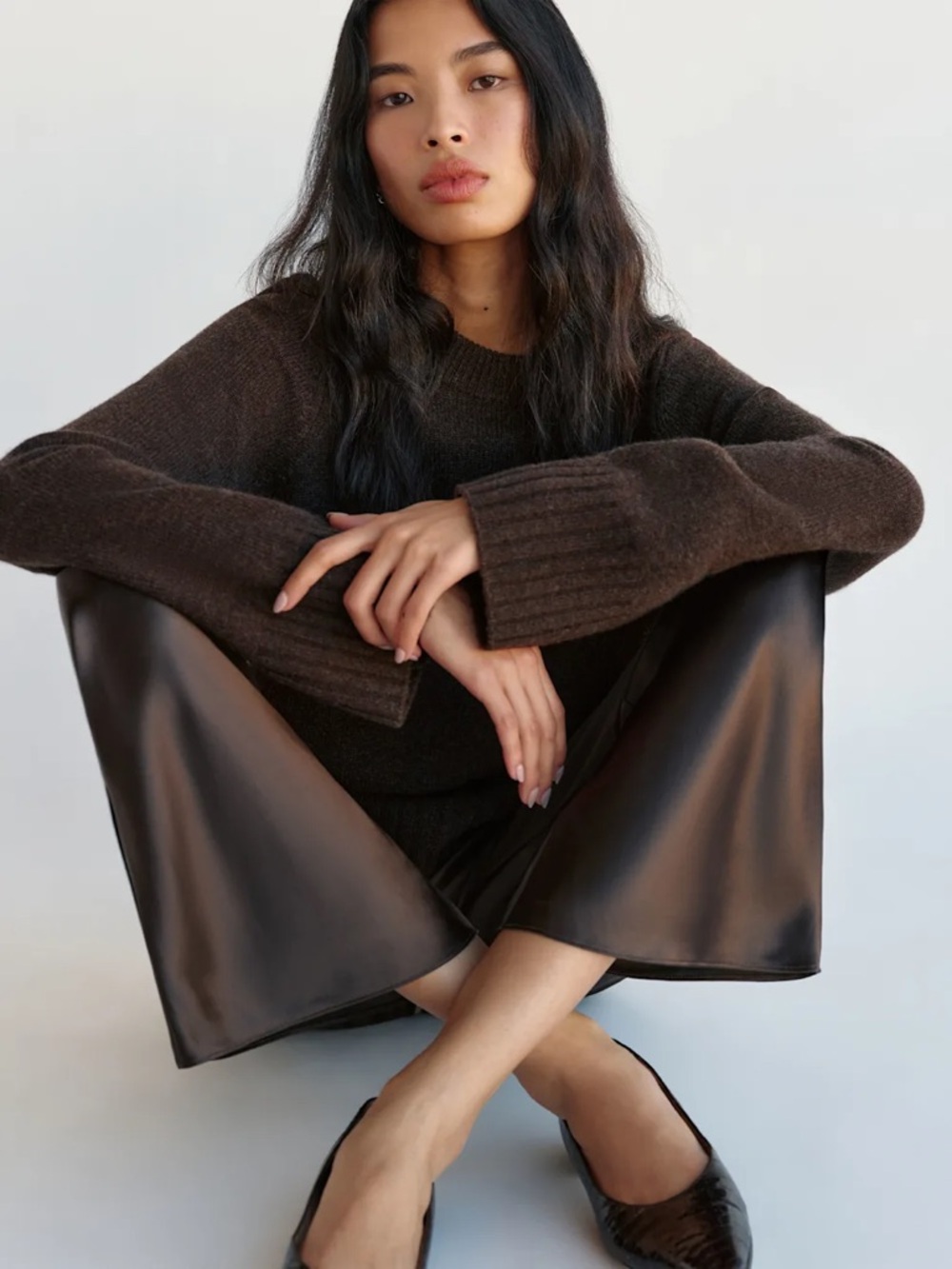 Reformation Cove Cashmere Oversized Crew - Compost - Picture 6 of 8